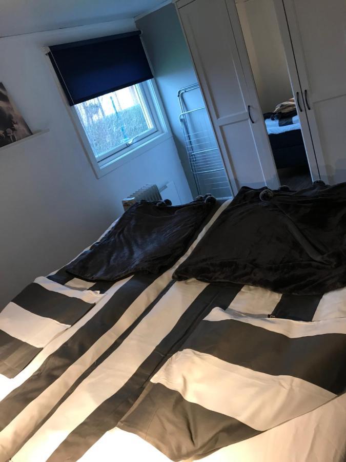 Stuga Naera Havet Och Centrum Halmstad Eksteriør billede